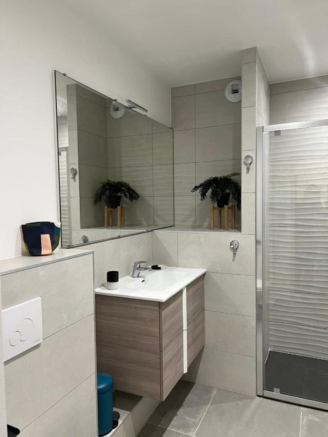Villa Marie 2 Appartement Tout Confort Climatise 1 Chambre Proche Plage Le Grau-du-Roi Exteriör bild